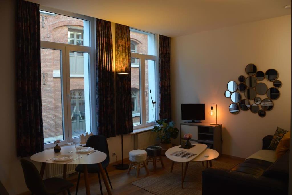 Hippe Studio In Historisch Gebouw In Oude Centrum Antwerpen Eksteriør bilde